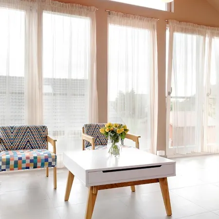 Modern In Apartamento